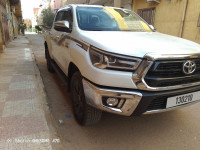 utilitaire-toyota-hilux-revo-2024-dubai-bechar-algerie