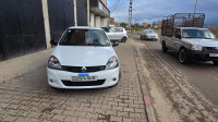 voitures-renault-clio-campus-2014-bye-sidi-moussa-alger-algerie