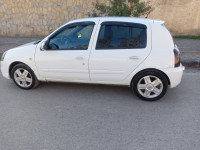 voitures-renault-clio-campus-2012-bye-medea-algerie