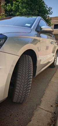سيارات-skoda-fabia-2023-البويرة-الجزائر