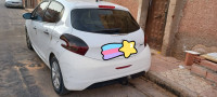 voitures-peugeot-208-2014-selver-line-algerie