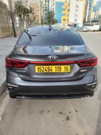 سيارات-kia-cerato-2019-sx-premium-باب-الزوار-الجزائر