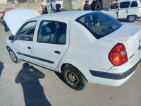 voitures-renault-clio-classique-2003-meftah-blida-algerie