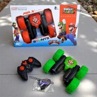 Voiture de cascade télécommandée rechargeable Super Mario