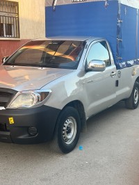السيارات-النفعية-toyota-hilux-2007-الأمير-عبد-القادر-جيجل-الجزائر