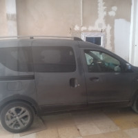 voitures-renault-kango-stepway-2024-stapway-achaacha-mostaganem-algerie