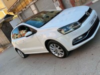 سيارات-volkswagen-polo-2015-carat-بجاية-الجزائر