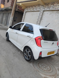 voitures-kia-picanto-2015-brazilia-biskra-algerie