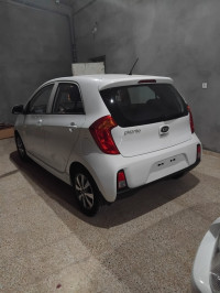 voitures-kia-picanto-2015-safety-biskra-algerie