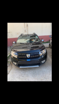 voitures-dacia-sandero-2017-stepway-annaba-algerie