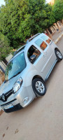 voitures-renault-kangoo-2017-ain-defla-algerie