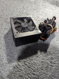 التزويد-بالطاقة-علبة-alimentation-pc-aures-750w-certifie-80-tres-peu-utilisee-باب-الواد-الجزائر