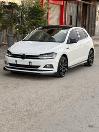 voitures-volkswagen-polo-2019-carat-batna-algerie