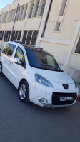 utilitaire-peugeot-partner-2012-tepee-allure-oum-el-adhaim-souk-ahras-algerie