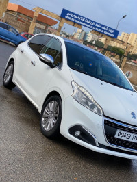 voitures-peugeot-208-2019-allure-facelift-corso-boumerdes-algerie