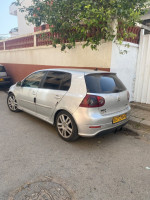 moyenne-berline-volkswagen-golf-5-2004-birtouta-alger-algerie