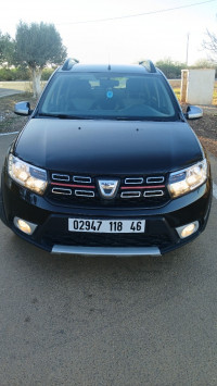 voitures-dacia-sandero-2018-stepway-restylee-chaabet-el-ham-ain-temouchent-algerie