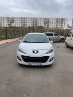 voitures-peugeot-207-2013-bordj-el-kiffan-alger-algerie