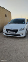 voitures-peugeot-301-2013-active-oum-el-bouaghi-algerie