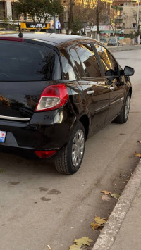 voitures-renault-clio-3-2011-tiaret-algerie