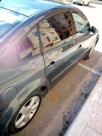 سيارات-volkswagen-passat-2003-سيدي-لخضر-مستغانم-الجزائر