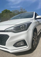 voitures-hyundai-i20-2019-alger-centre-algerie