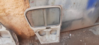 carrosserie-4porte-renulte-r4-bon-etat-birkhadem-alger-algerie