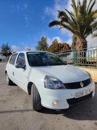 voitures-renault-clio-campus-2012-bye-setif-algerie