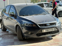 moyenne-berline-ford-focus-5-portes-2011-khenchela-algerie