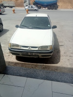 voitures-renault-19-1993-algerie