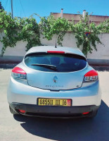 voitures-renault-megane-3-coupe-2011-bab-ezzouar-alger-algerie