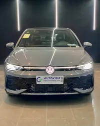 Volkswagen Golf 8 2025 R