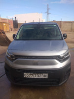 voitures-fiat-doblo-2023-chlef-algerie