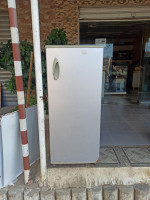 refrigerators-freezers-ثلاجة-حجم-متوسط-حالة-جيدة-يبرد-ماشاء-الله-ouled-moussa-boumerdes-algeria