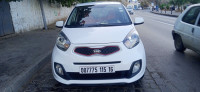 mini-citadine-kia-picanto-2015-pop-rais-hamidou-alger-algerie