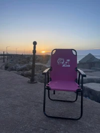 كرسي قابل للطي بتصميم متين لخرجات التنزه و التخييم Chaise de plage Pliable Confortable 