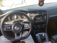 moyenne-berline-volkswagen-golf-7-2014-r-dely-brahim-alger-algerie