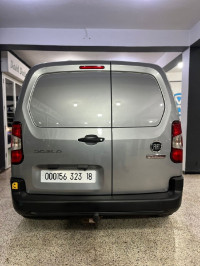 voitures-fiat-doblo-2023-fita-jijel-algerie