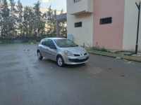 voitures-renault-clio-3-2007-les-eucalyptus-alger-algerie