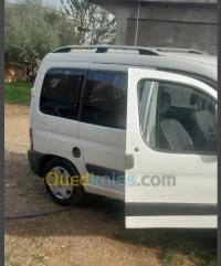 سيارات-citroen-berlingo-2011-سقانة-باتنة-الجزائر