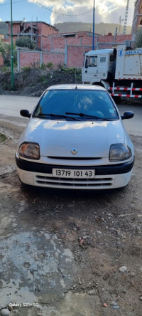 voitures-renault-clio-2-2001-ferdjioua-mila-algerie