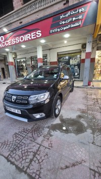 سيارات-dacia-sandero-2017-stepway-بسكرة-الجزائر