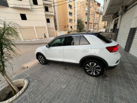 voitures-volkswagen-t-roc-2022-active-algerie