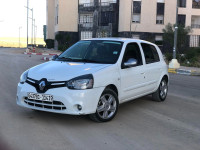 voitures-renault-clio-campus-2014-ain-arnat-setif-algerie