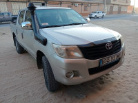 voitures-toyota-hilux-2012-guemar-el-oued-algerie