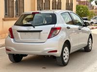 سيارات-toyota-yaris-2013-الجلفة-الجزائر