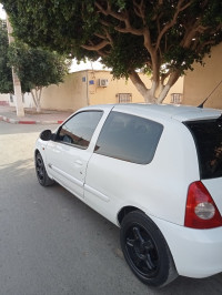 voitures-renault-clio-2-2002-sirat-mostaganem-algerie