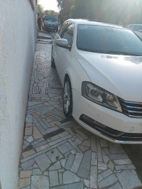 voitures-volkswagen-passat-2011-rln-ain-taya-alger-algerie