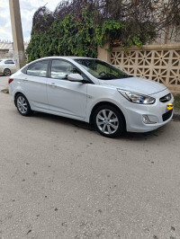 voitures-hyundai-accent-rb-4-portes-2018-constantine-algerie