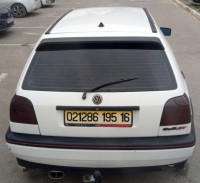 voitures-volkswagen-golf-3-1995-bologhine-alger-algerie